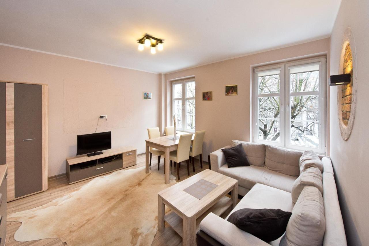 Gdanskie Apartamenty - Old Town Rooms & Apartments ภายนอก รูปภาพ