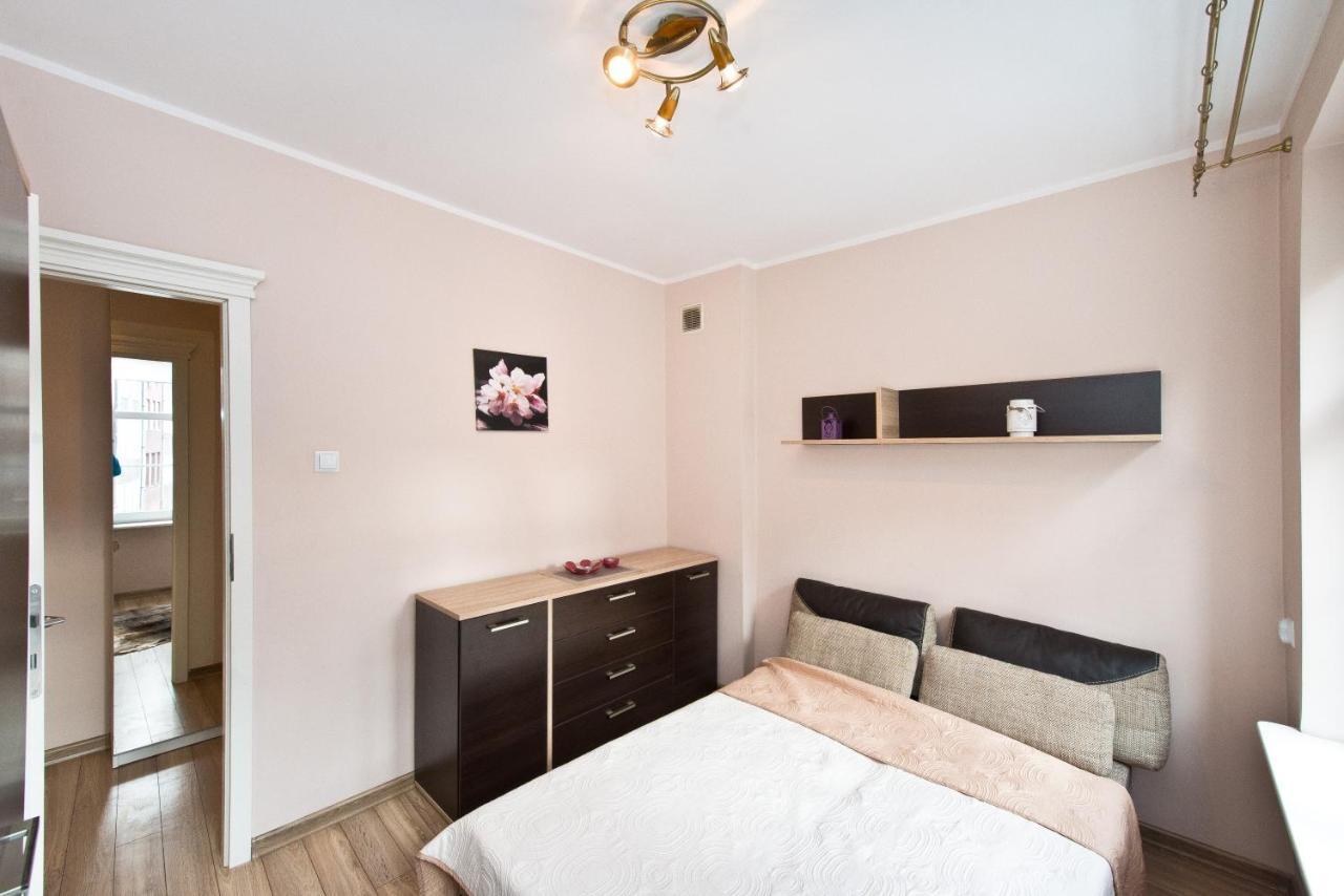 Gdanskie Apartamenty - Old Town Rooms & Apartments ภายนอก รูปภาพ